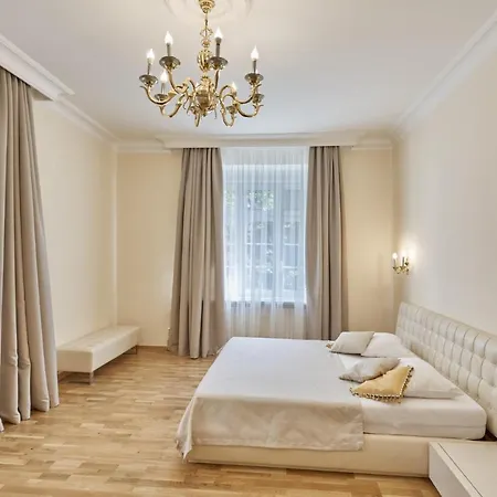Deluxe Апартаменты